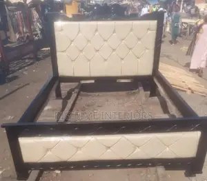 Cream 5*6 Leather Bed