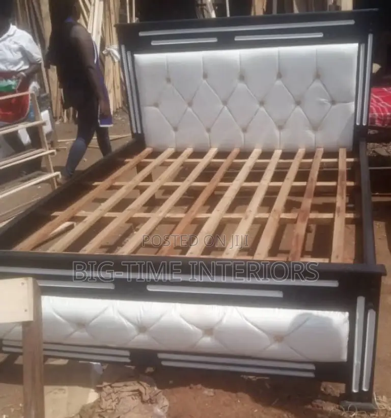 5by6 White Leather Bed
