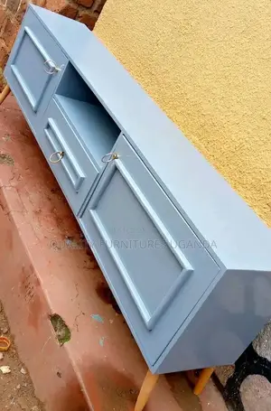 Tv Stand in Your Favourite Colour on Order