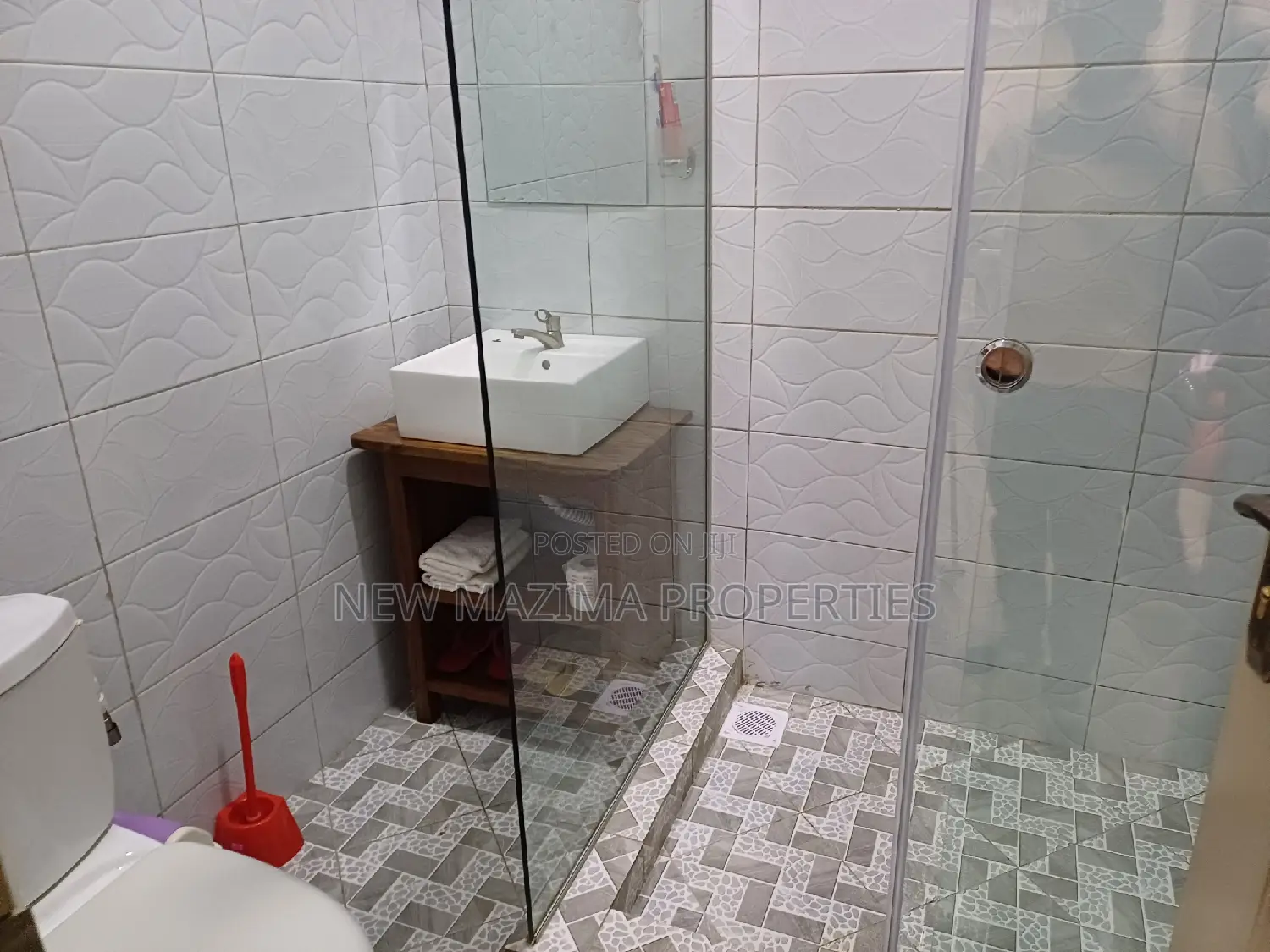 Furnished 1bdrm Block of Flats in Muyenga Heights, Division A for rent