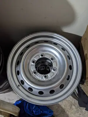 Photo - Ordinary Rim for FORD