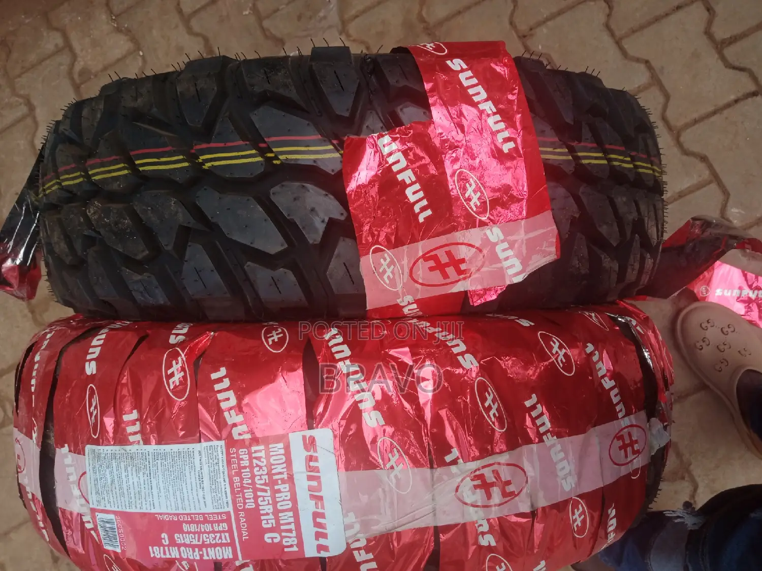 235/75r15 Mont Pro Mudterrian Tyre.
