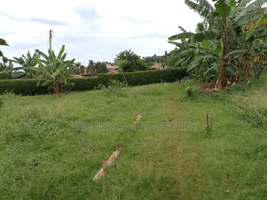 Very Prime Plot on Quicksale in Makindye Kizungu Heights