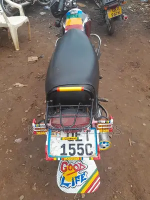 Bajaj Boxer 100 2019 Red