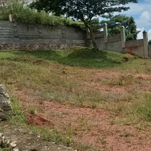Very Beautiful Plot on Quicksale on Ntebe Rd Namulanda