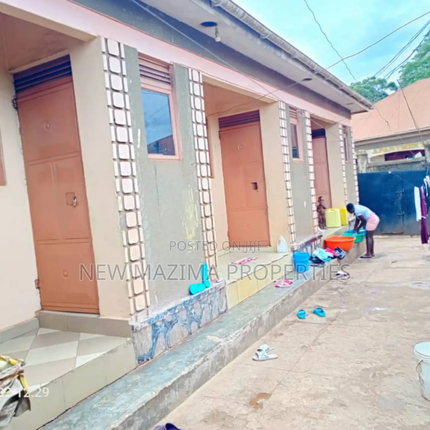 3bdrm House in Bulenga Town, Division A for sale