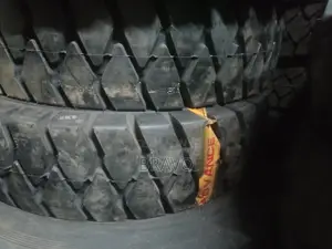 8.25-15 Road Hiker Tube Tyres.