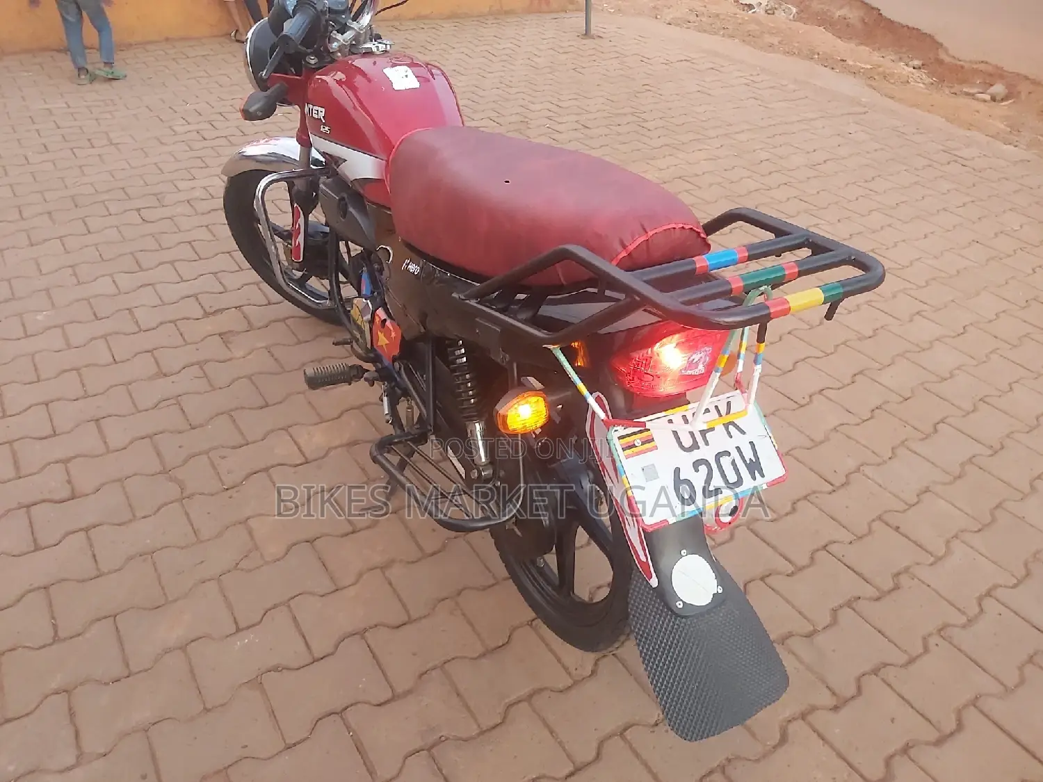 Hero Hunter 125 2023 Red