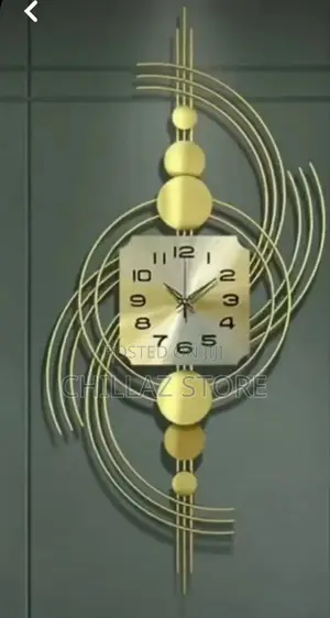 Metal Wall Clock With Golden Geometric Frame