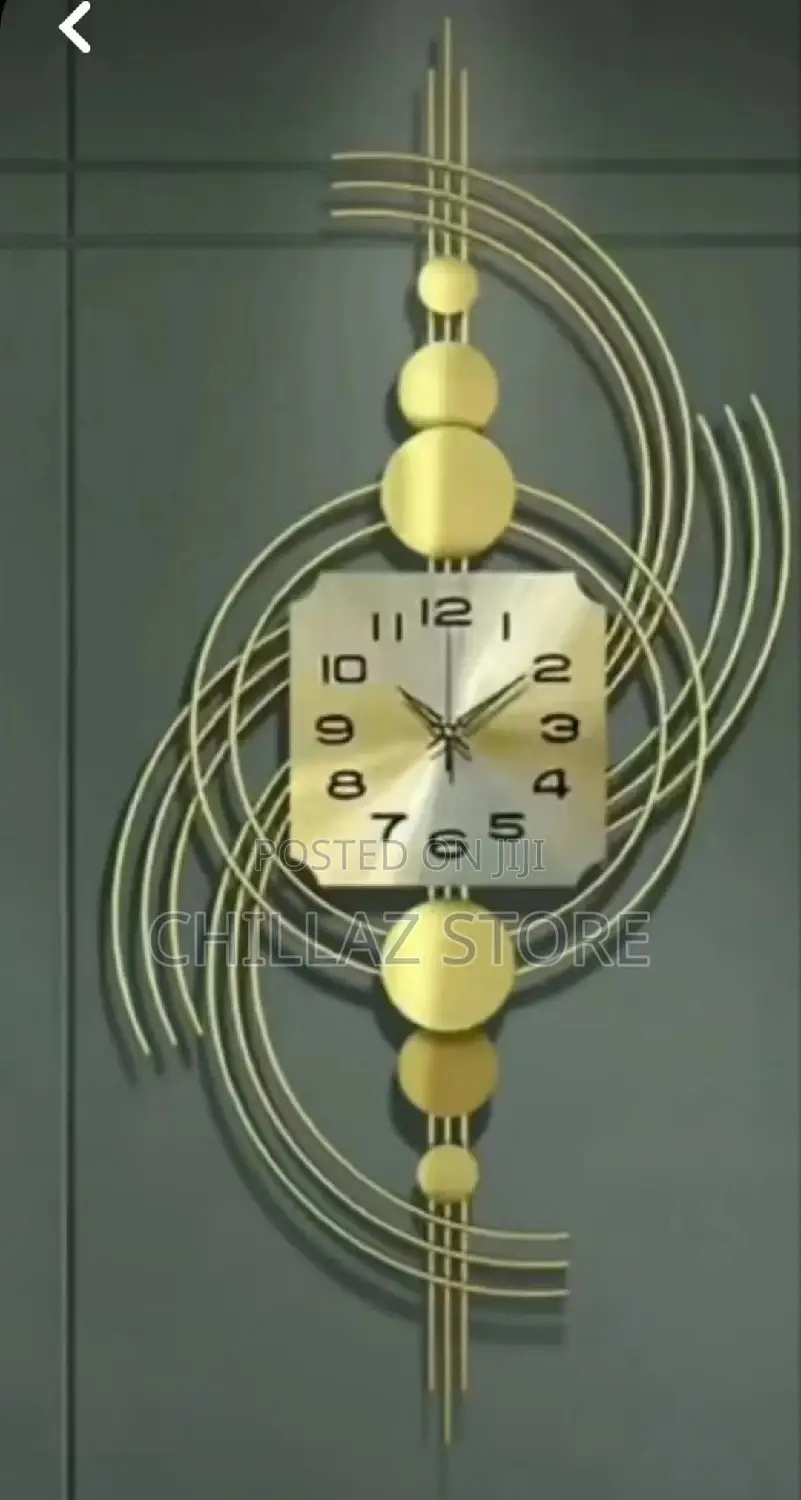 Metal Wall Clock With Golden Geometric Frame
