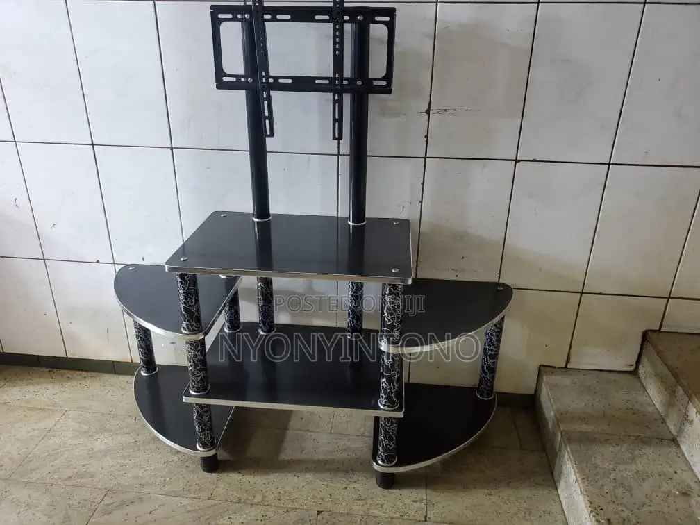Very Strong Wooden Plasma Tvstand Wz Ample Space for Woofers