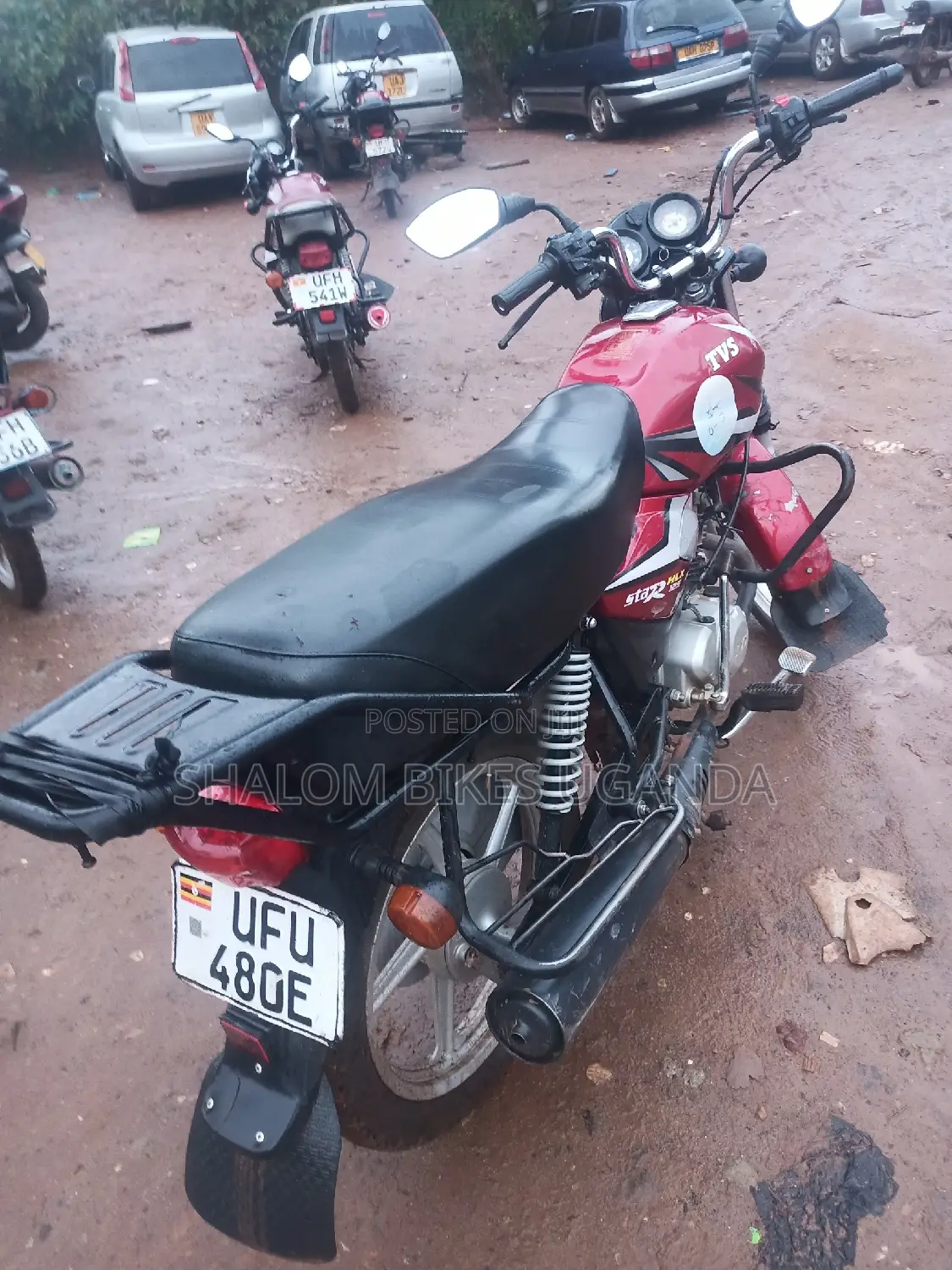 TVS HLX 125 2023 Red