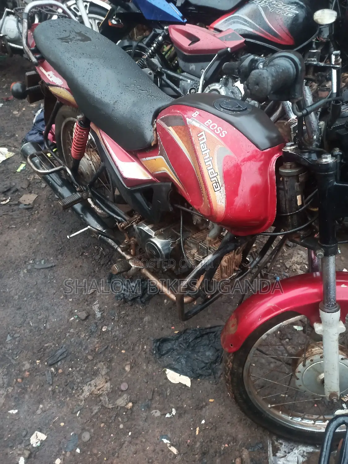 Mahindra Centuro 2014 Red