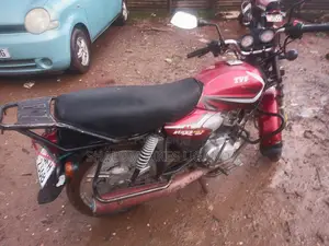 TVS HLX 125 2022 Red