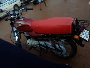 Bajaj Boxer 2022 Red