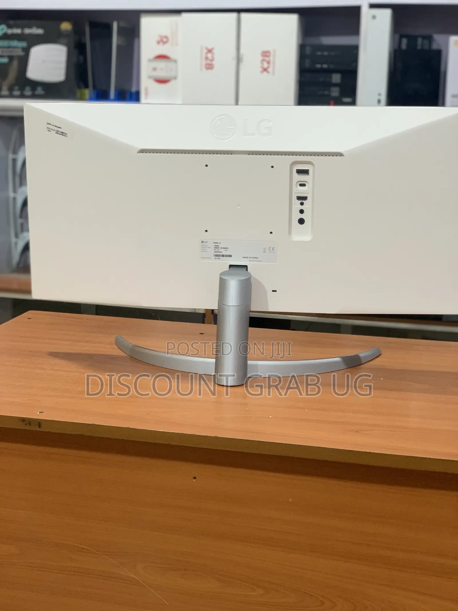 LG 29” Ultra Wide Monitor With Type C and Hdmi Ports
