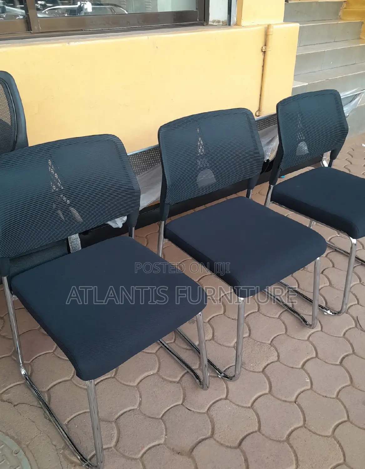 Simple Office Chairs