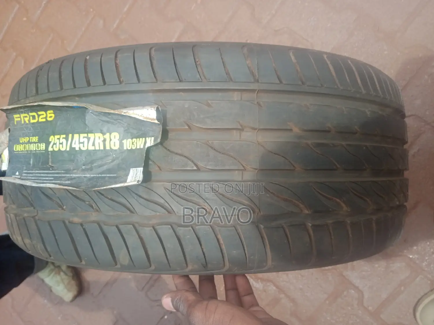 255/45r18 Farroad Tyres.