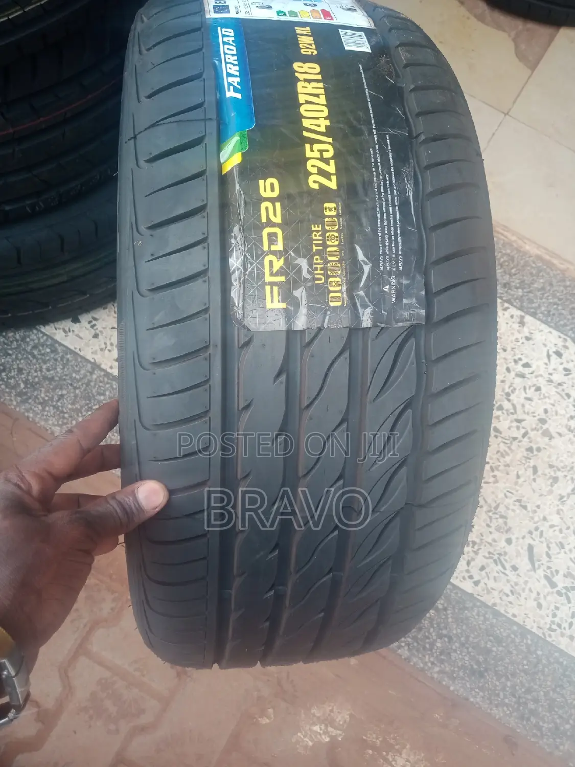 225/40r18 Farroad 26.