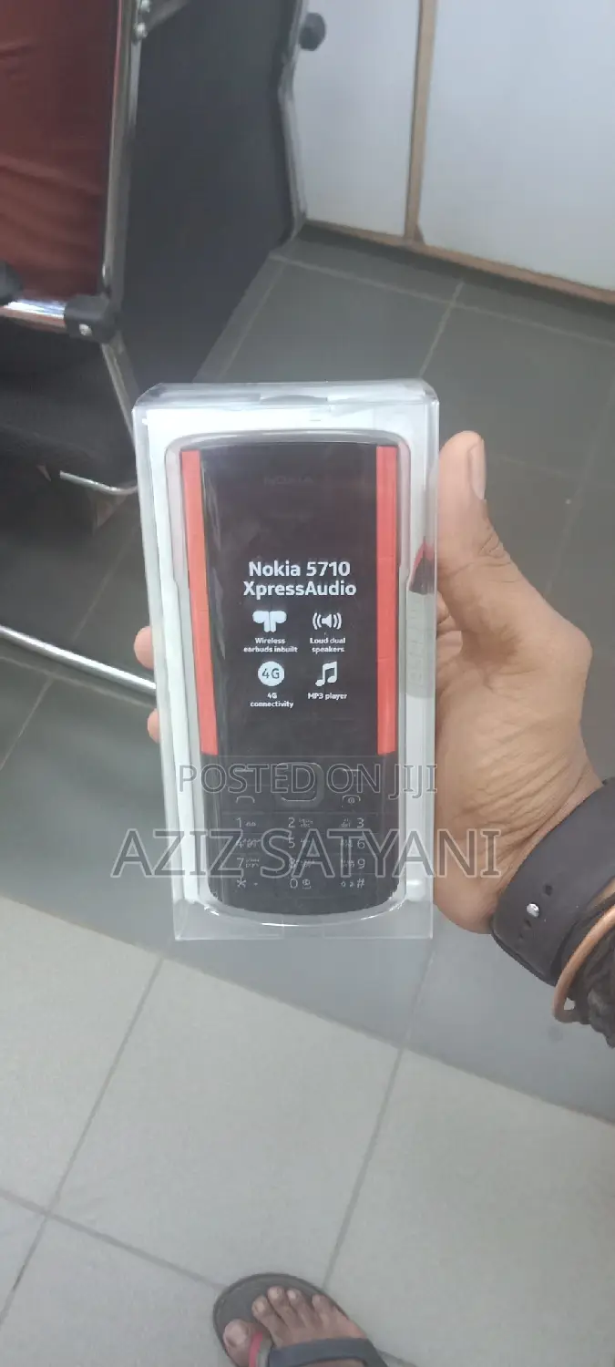 New Nokia 5710 XpressAudio