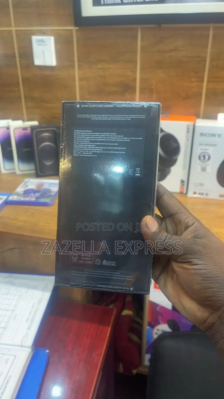 New Samsung Galaxy S24 Ultra 256 GB Black