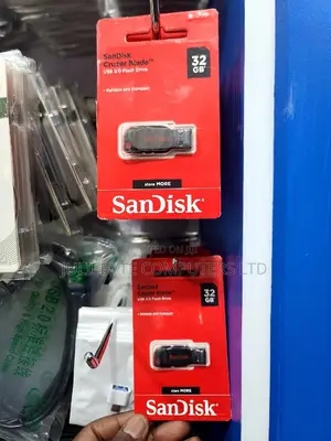 32GB Sandisk Cruzer Blade Drive
