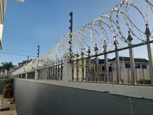 Electric Fence System by Frank Systems