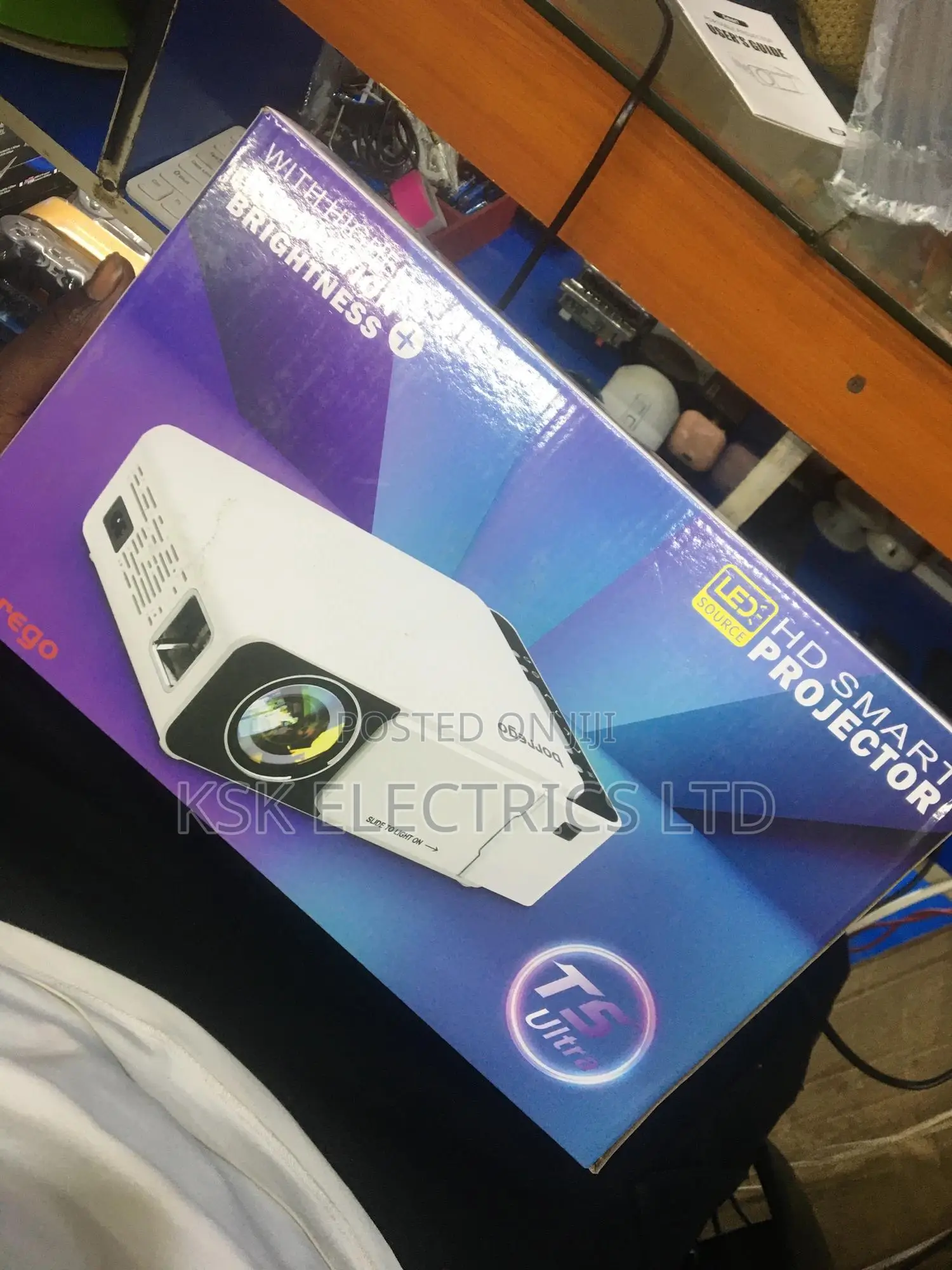 Borrego T5 HD LED Smart Projector Multimedia Home Theater -
