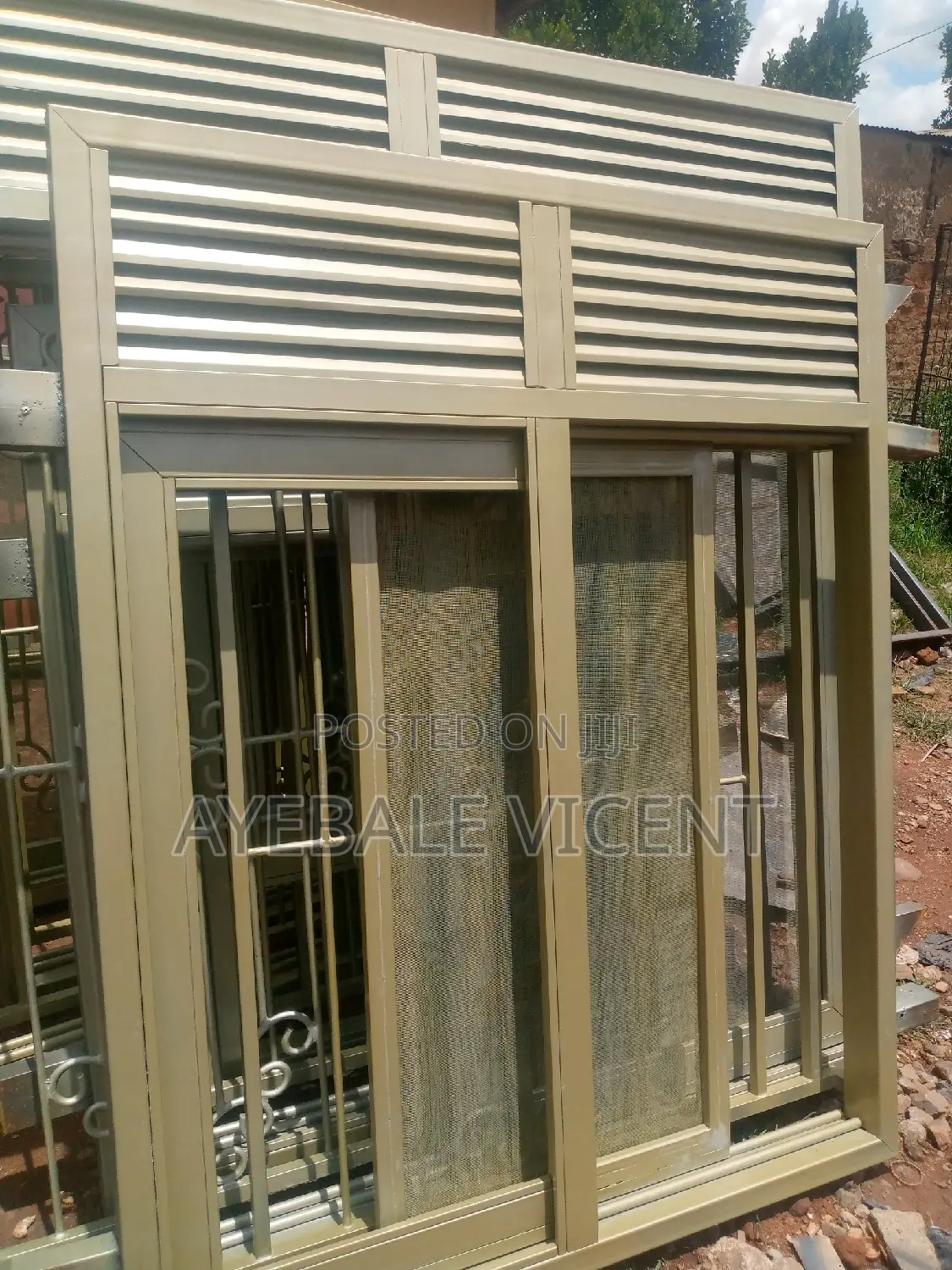 Sliding Windows in Alluminiuam Finishing for Main House