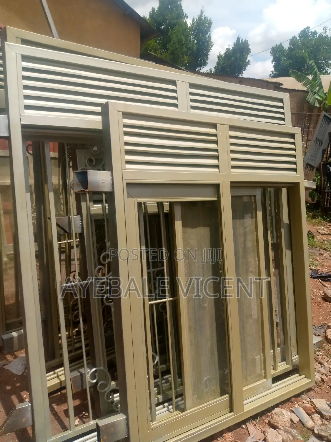 Sliding Windows in Alluminiuam Finishing for Main House