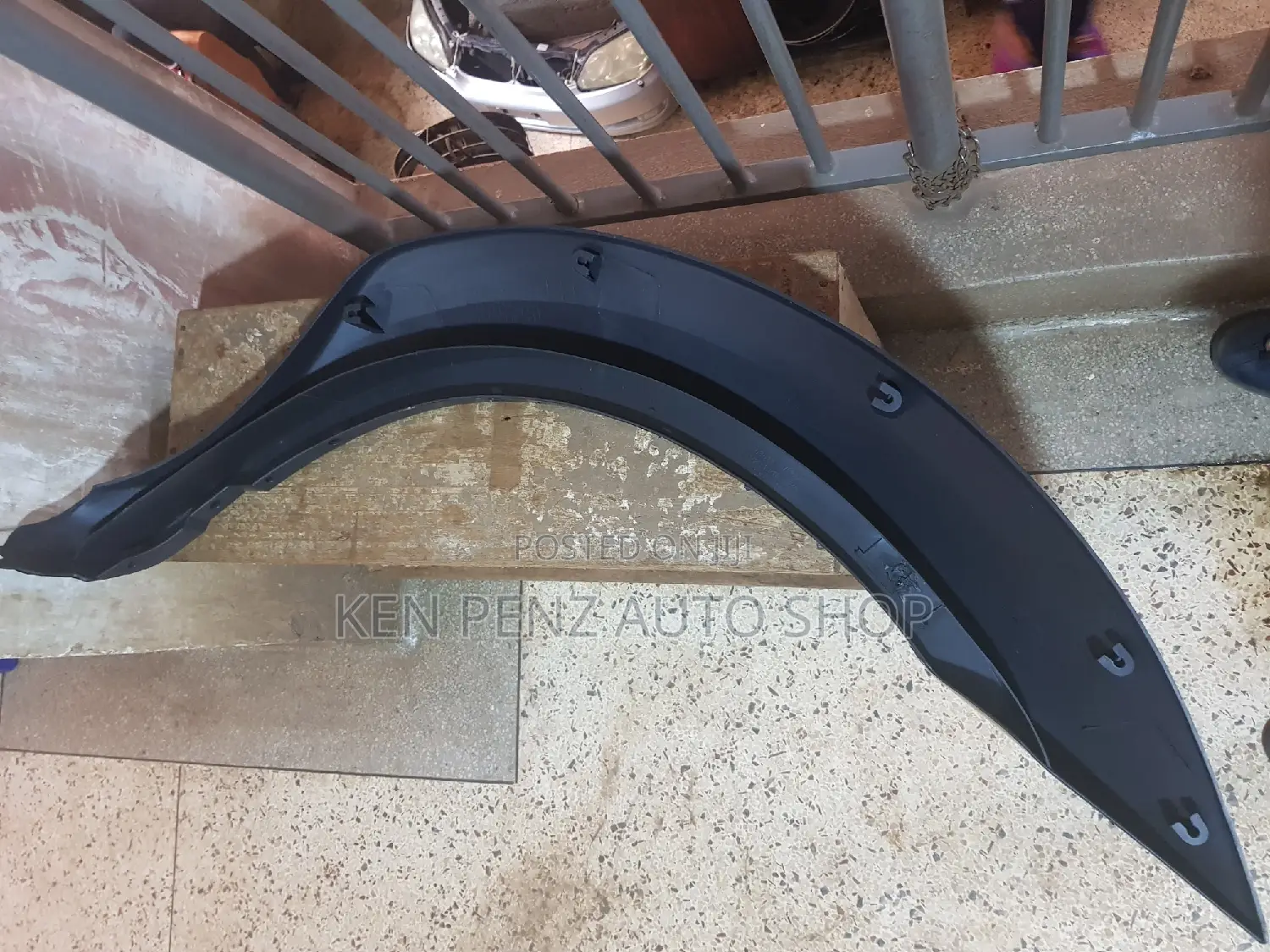 Nissan Hardbody Fender Flares or Moldings