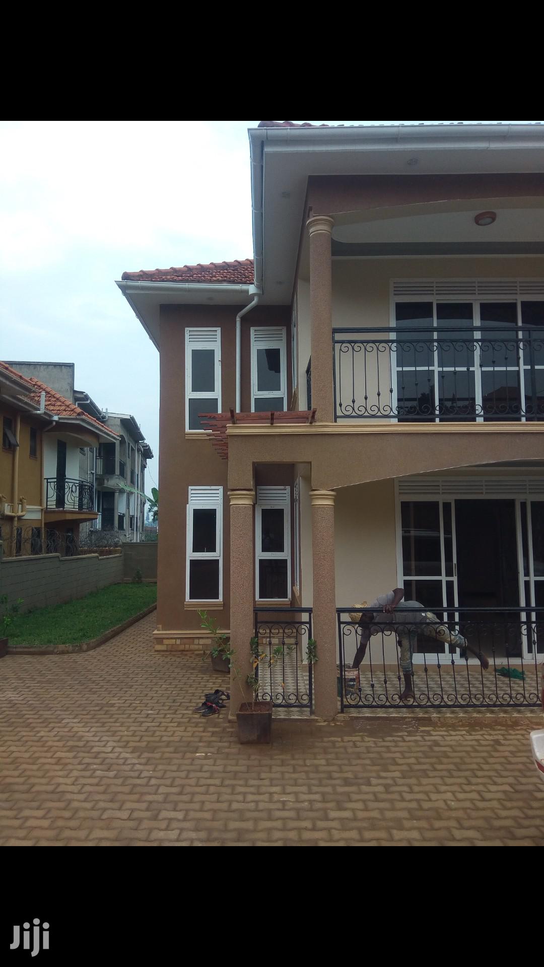 Naalya Classy New Home On The Market