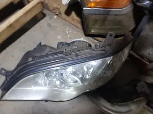 Headlamps for Subaru Legacy 2006