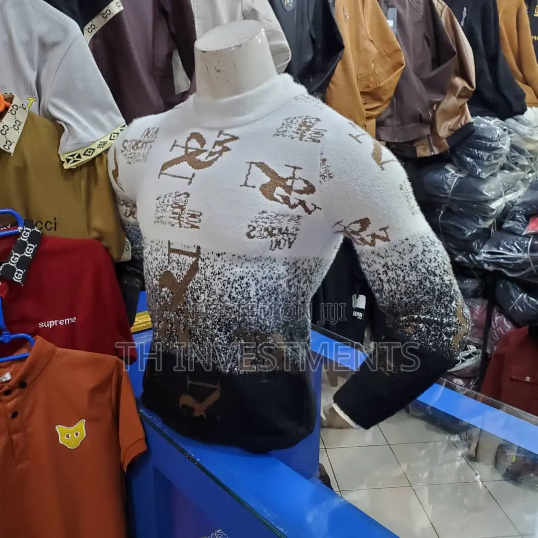 Nice Looking Unisex Sweaters.
