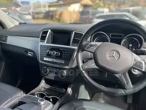 Mercedes-Benz M Class ML 350 4Matic 2013 Black