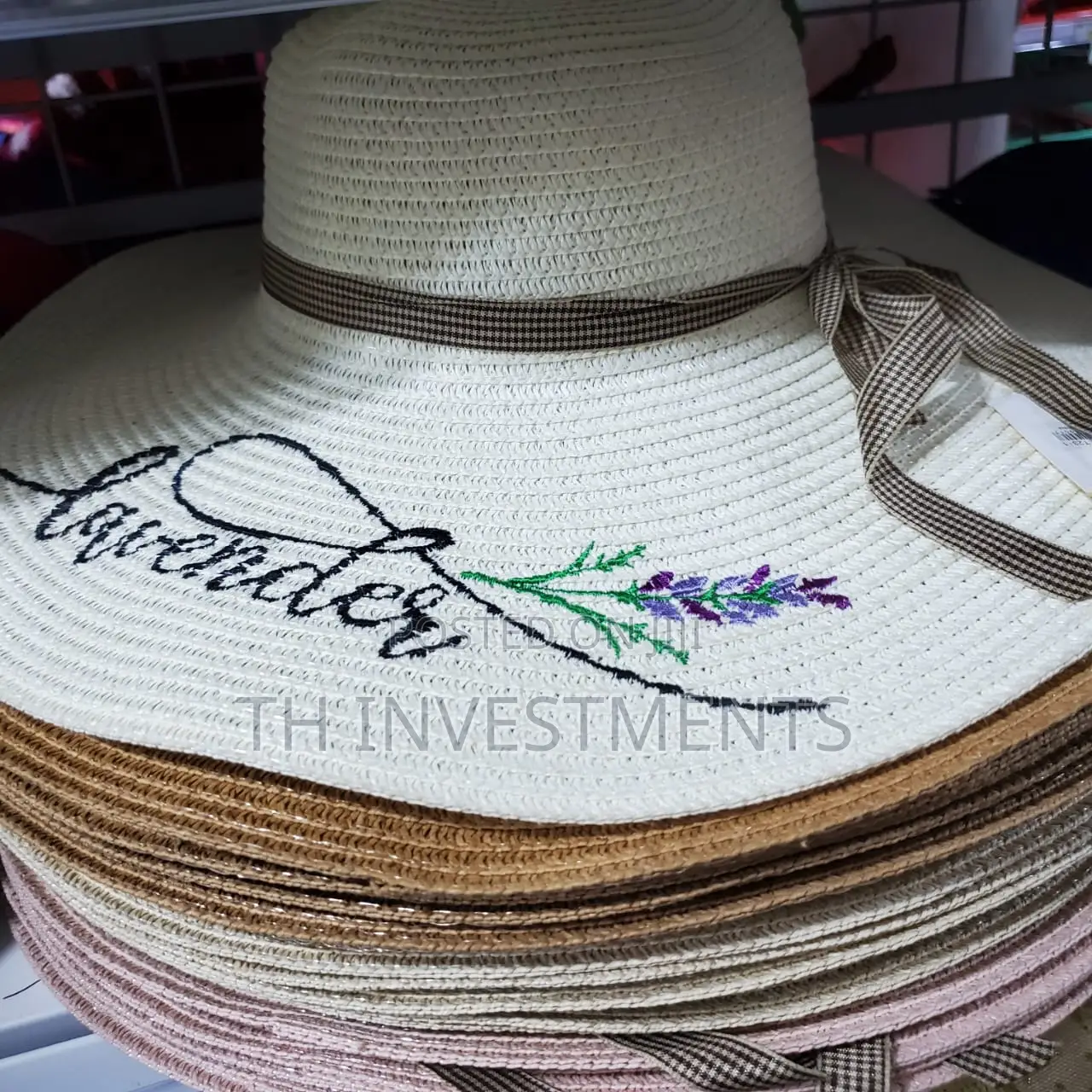 Women's Stylish Large Brim Beach Hats.