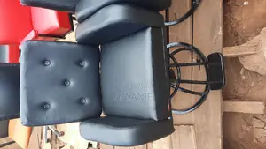Barber Salon Chairs