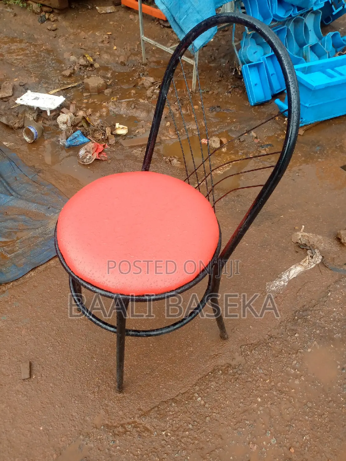 Restaurant Chairs/Dining Chairs/Red and Black