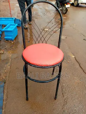 Restaurant Chairs/Dining Chairs/Red and Black