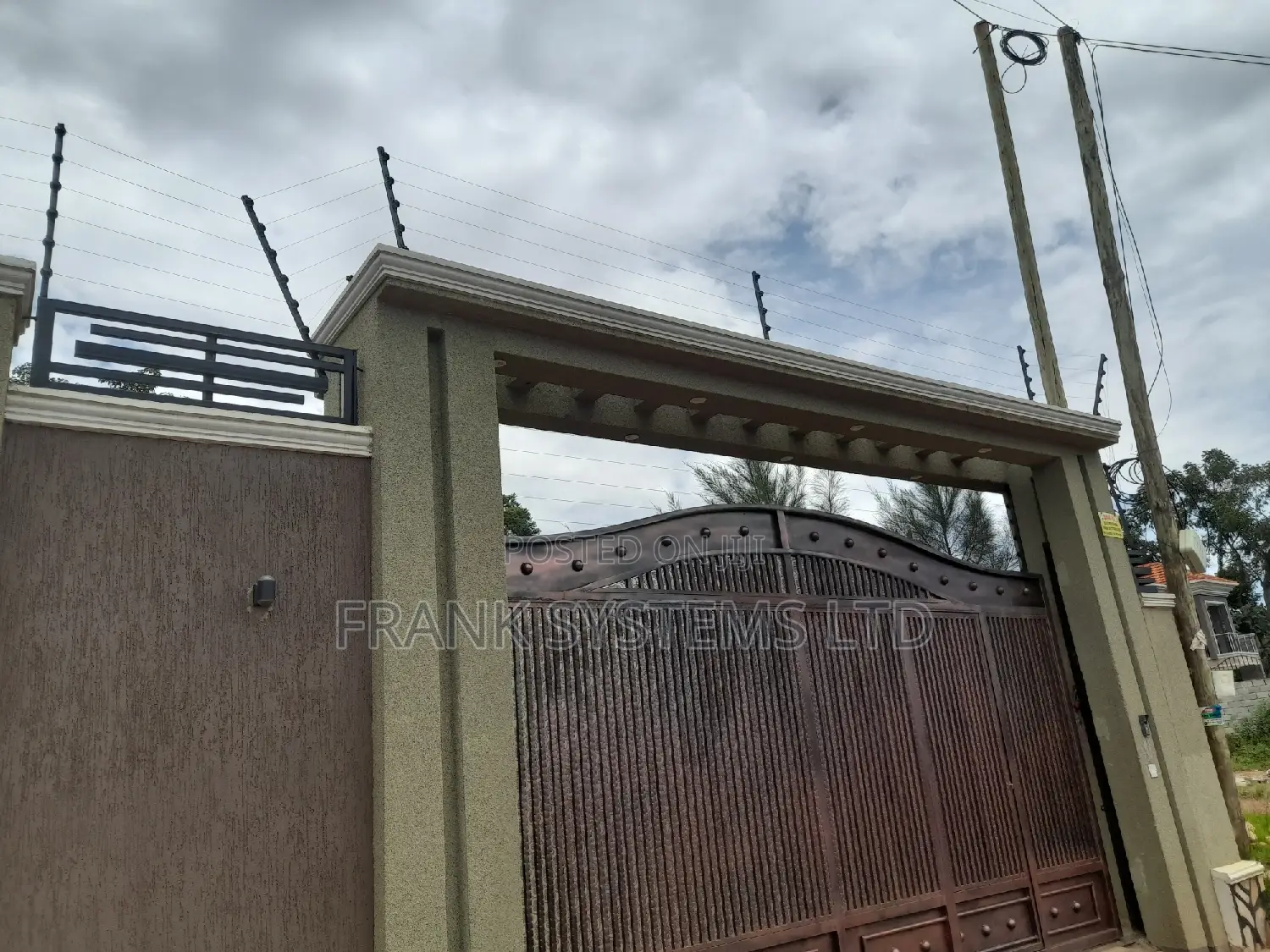 Electric Fence System at Frank