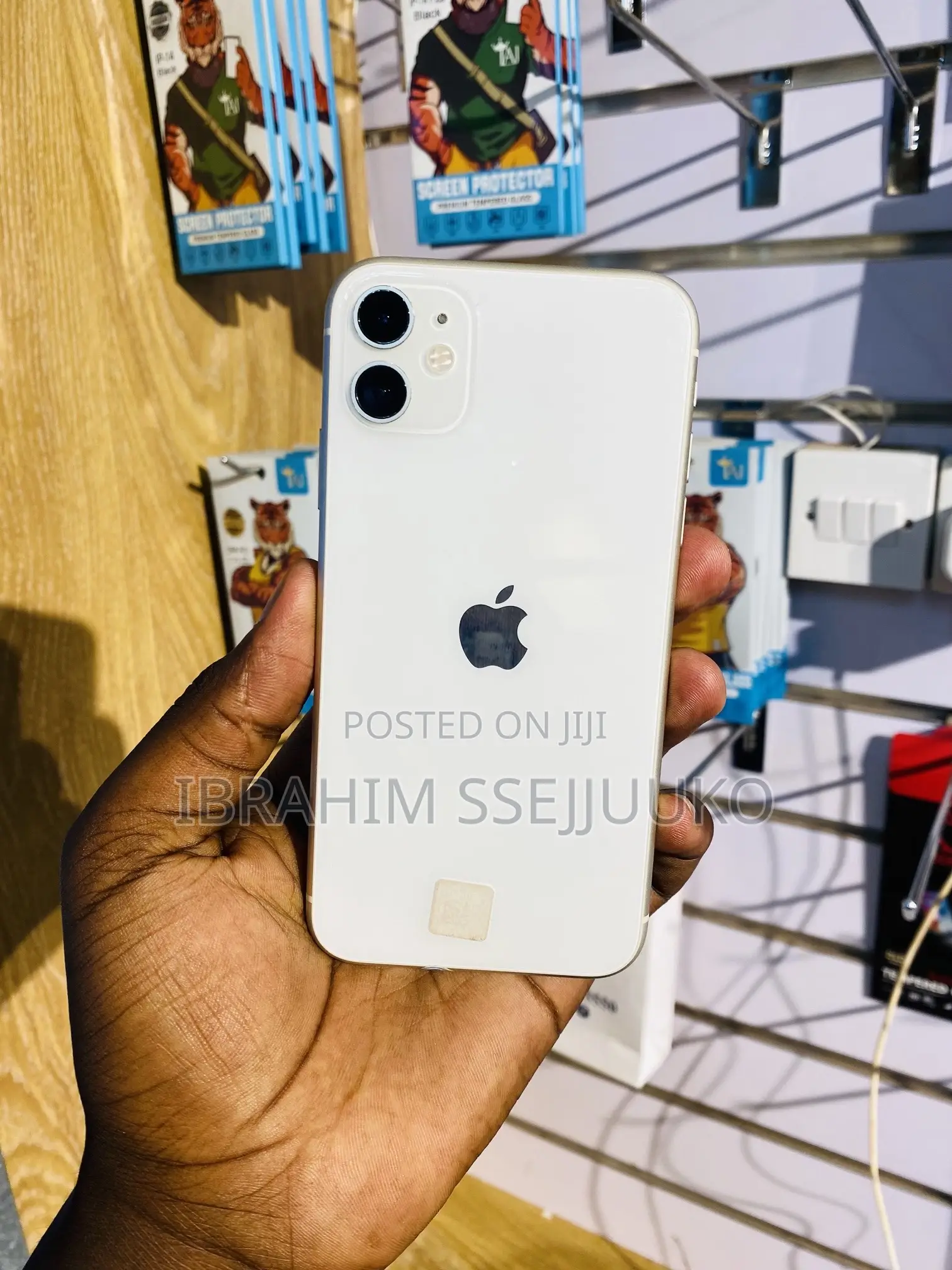 Apple iPhone 11 64 GB White
