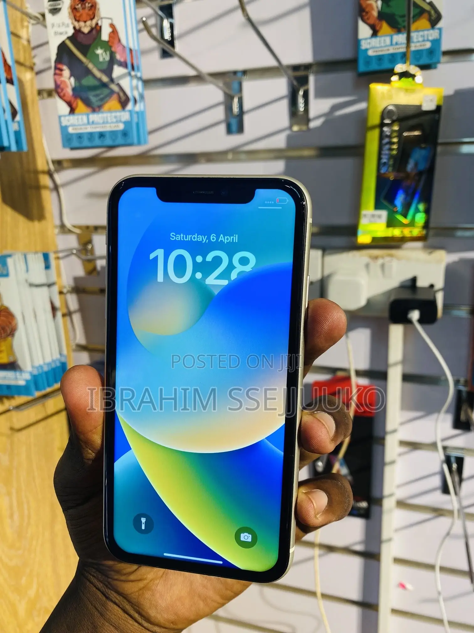 Apple iPhone 11 64 GB White