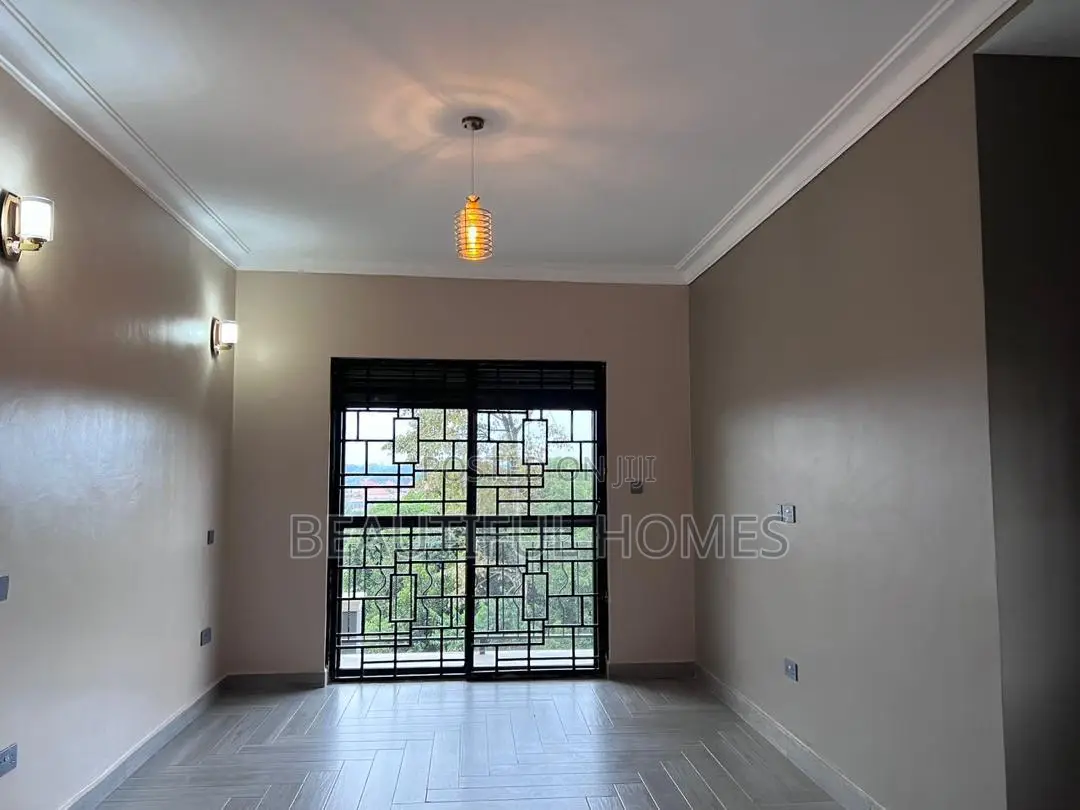 Furnished 2bdrm Apartment in Bunga Corporate, Makindye for sale