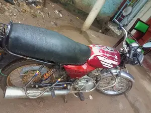Bajaj Boxer 2014 Red