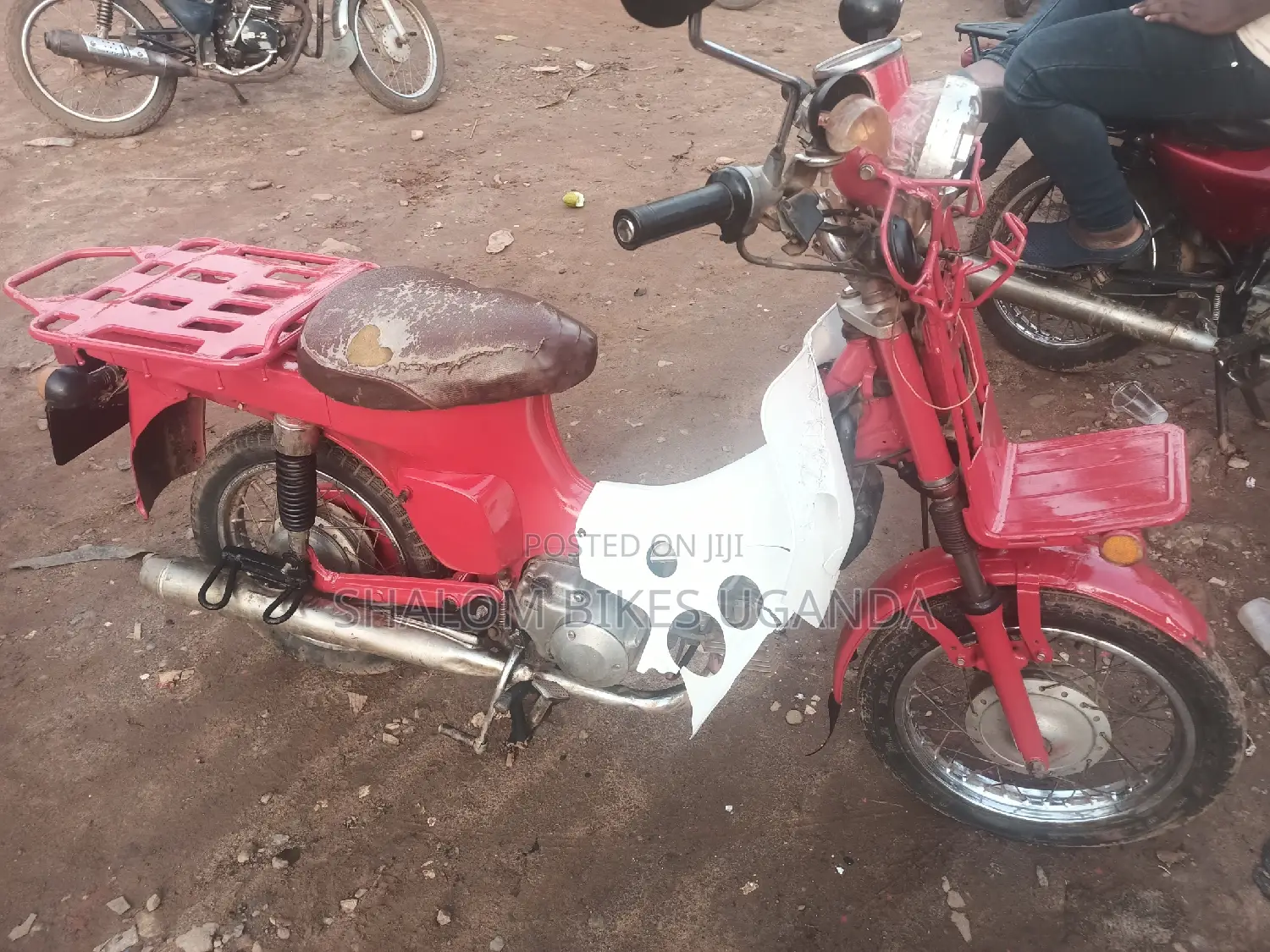 Suzuki 750 2013 Red