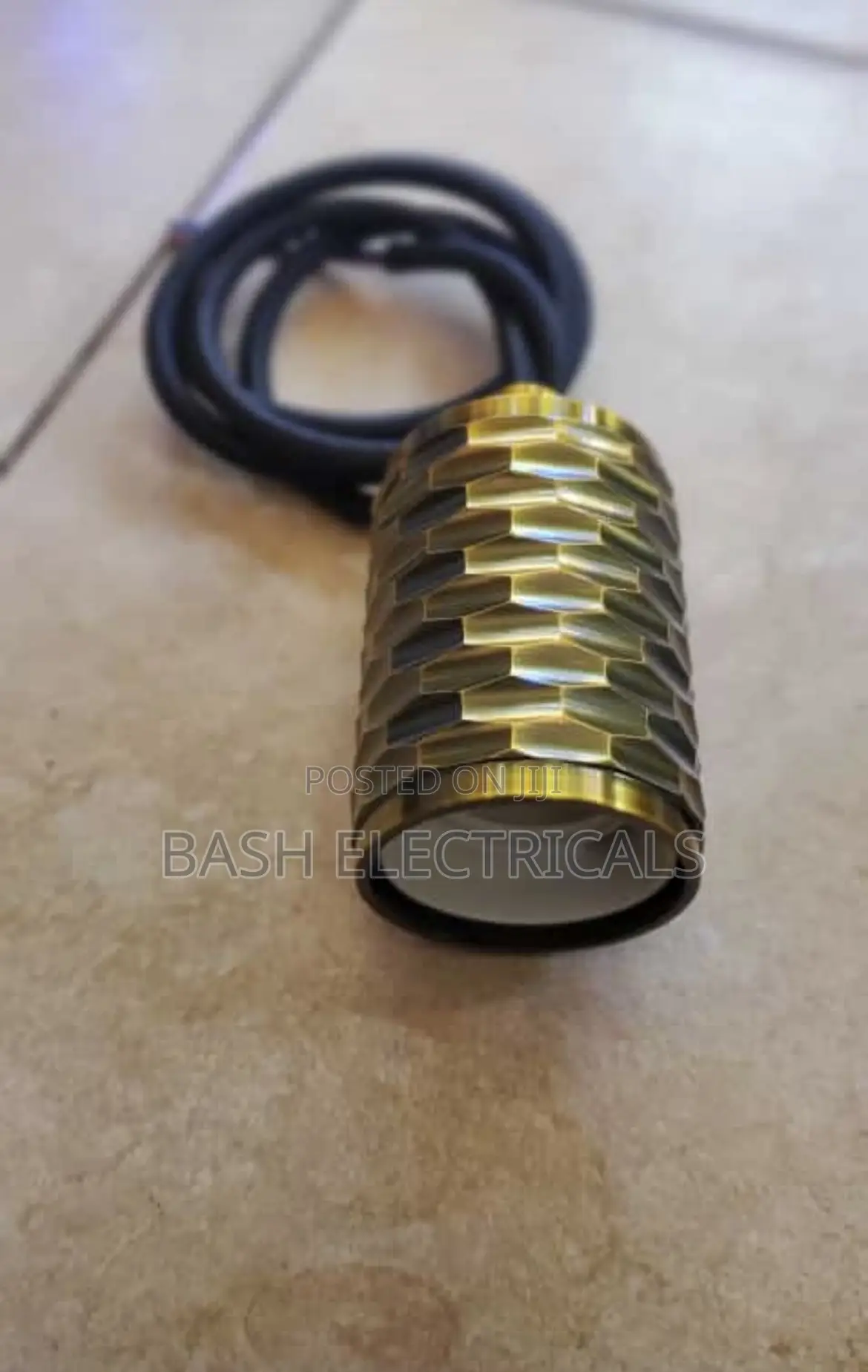 Unique Lamp Holder
