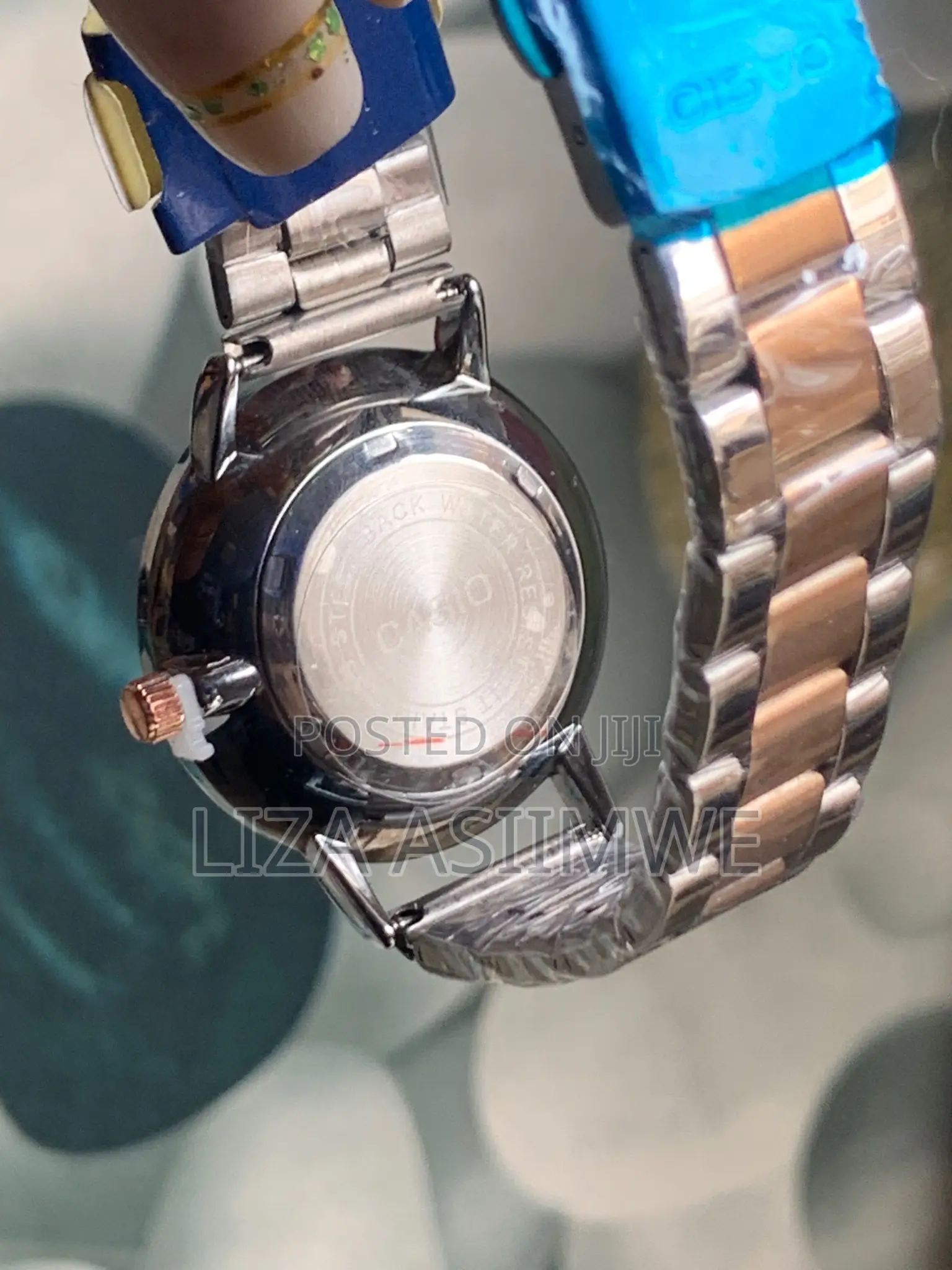 Simple and Classy Lady’S Watches