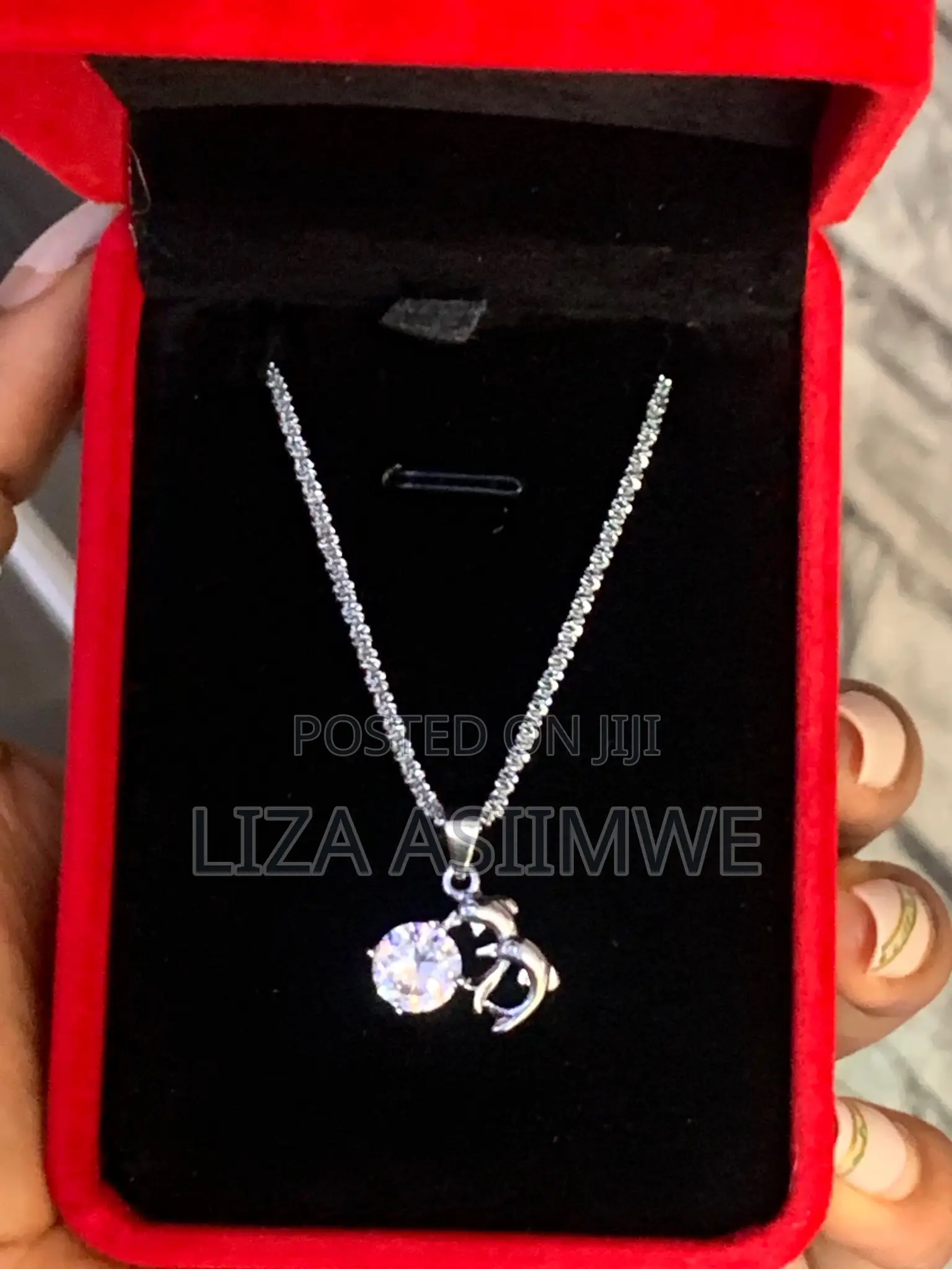 Lady’S Necklaces