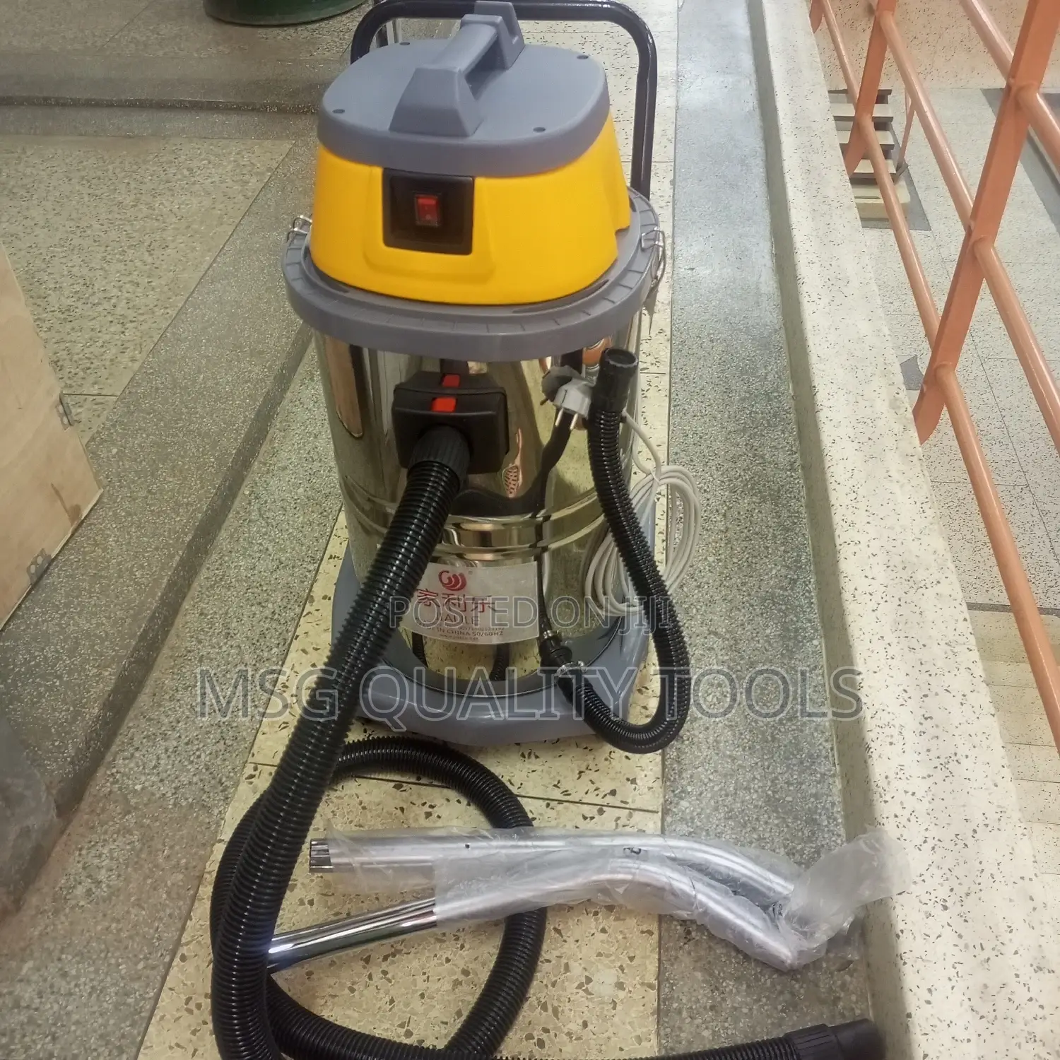 Vacuum Cleaner