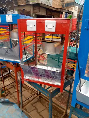 Quality Red Colour Popcorn Machine/Popcorn Machine